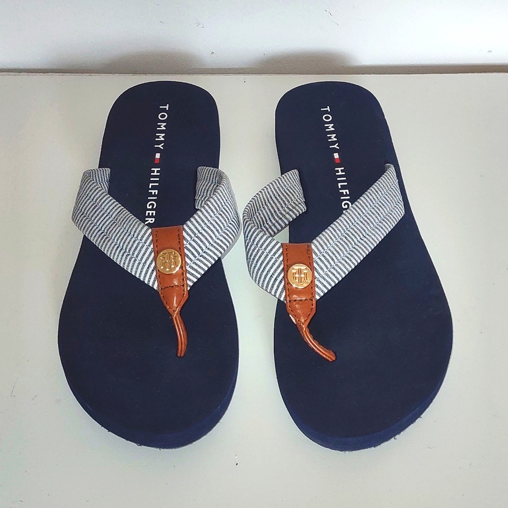 Tommy Hilfiger Women's Size 7.5 Sandals